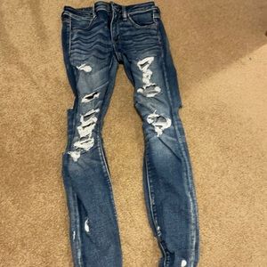 AMERICAN EAGLE JEANS
